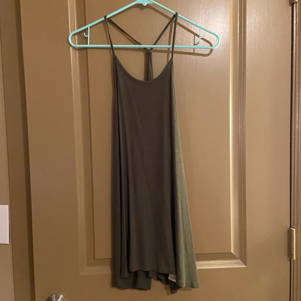 Old Navy green tank